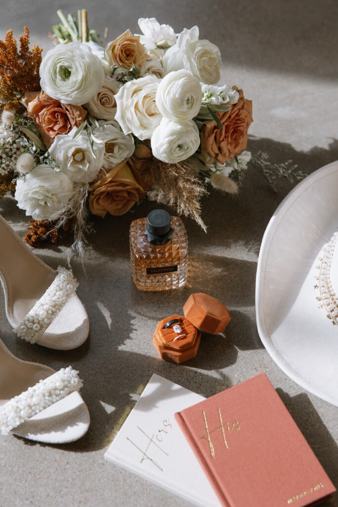 wedding day, wedding bouquet, vow books