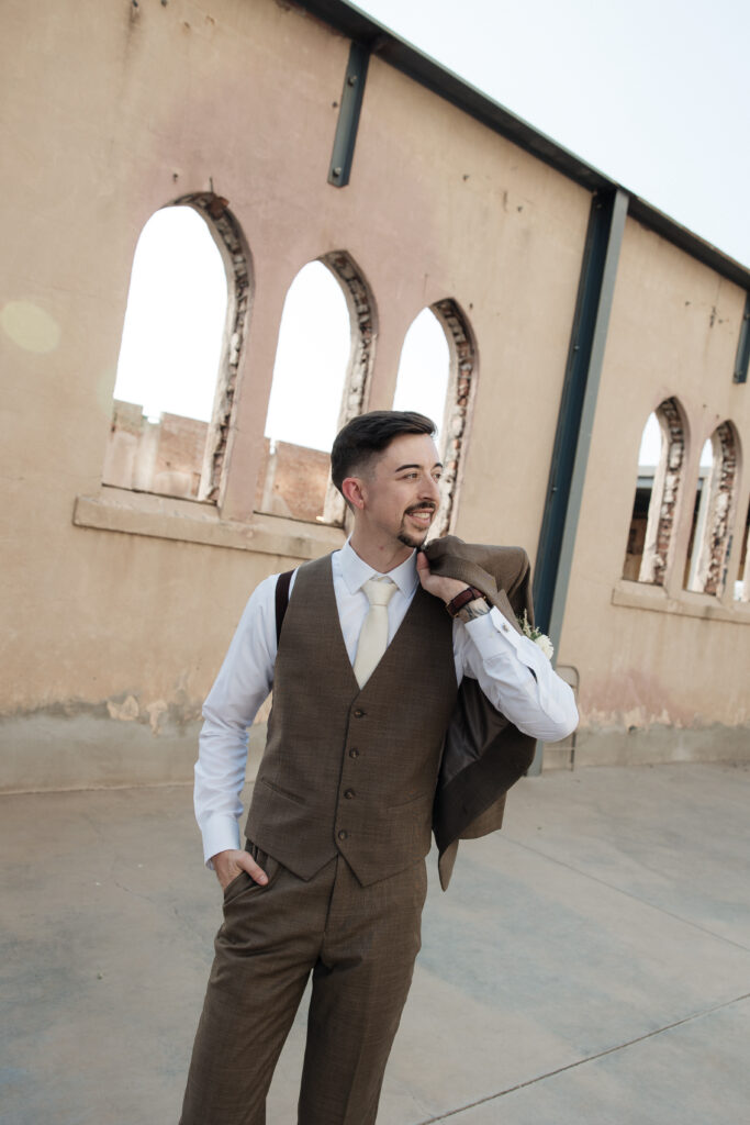 Abby Monroe Arizona Wedding Photography | Classy Venue