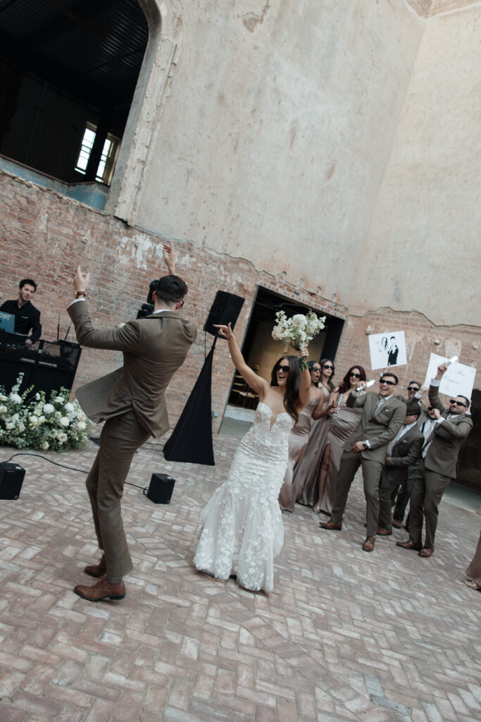 Abby Monroe Arizona Wedding Photography | Classy Venue