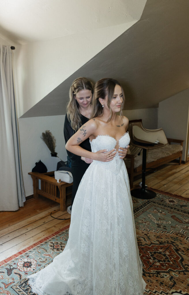 Bride getting ready photography timeless Flagstaff Arizona wedding Nordic Village